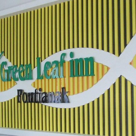 Green Leaf Inn Pontianak Kültér fotó