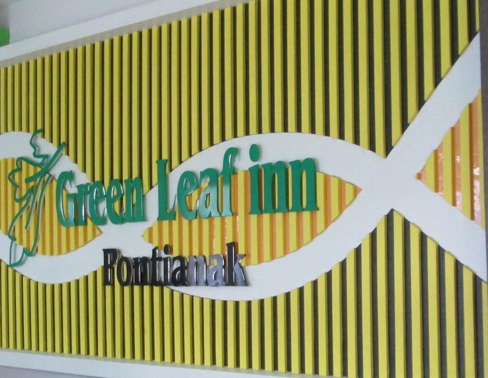 Green Leaf Inn Pontianak Kültér fotó